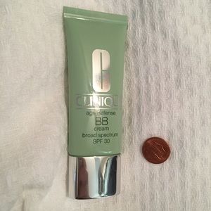 Clinique BB cream SPF 30 shade 02